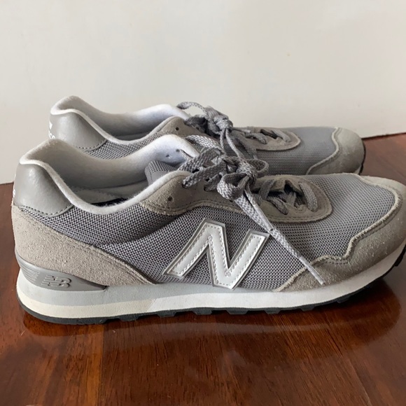 New balance sneakers - Picture 1 of 4